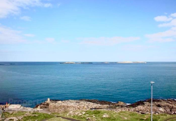 Cosy 3 Bedroom Apartment In Central Portrush With Sea Views Kültér fotó