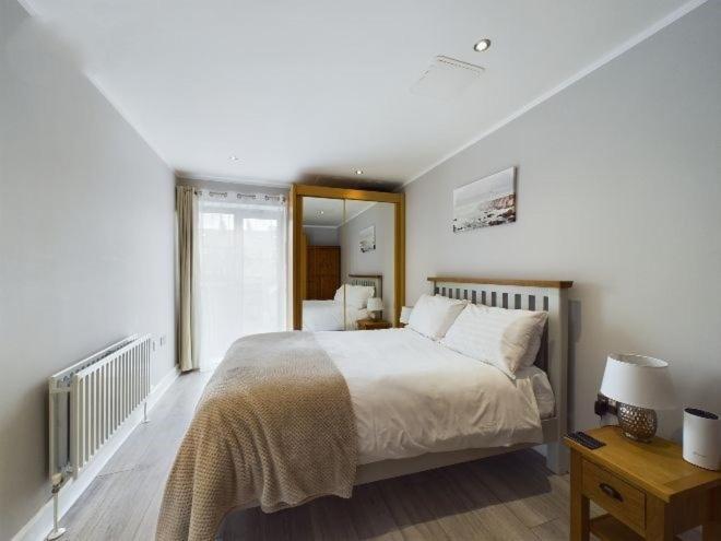 Cosy 3 Bedroom Apartment In Central Portrush With Sea Views Kültér fotó