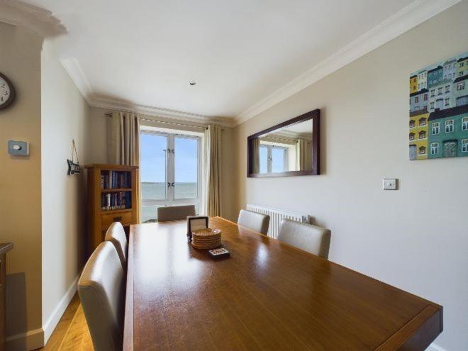 Cosy 3 Bedroom Apartment In Central Portrush With Sea Views Kültér fotó